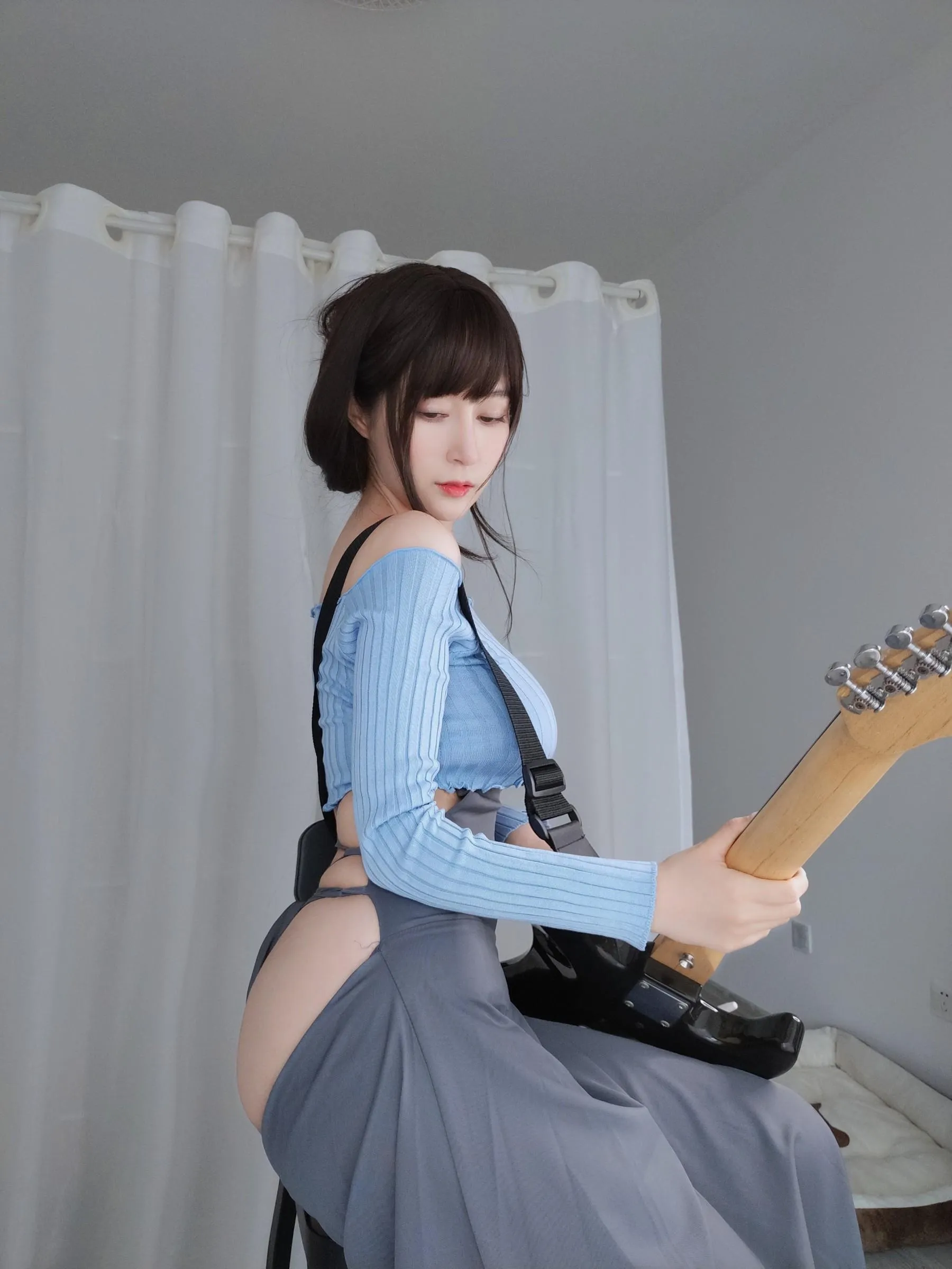 白银81 – 自撮 Vol.59 吉他妹妹 [166P]插图6